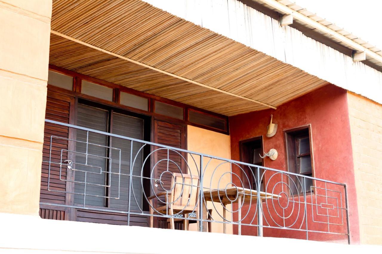 La Maison Bleue Lome Lomé Exterior foto