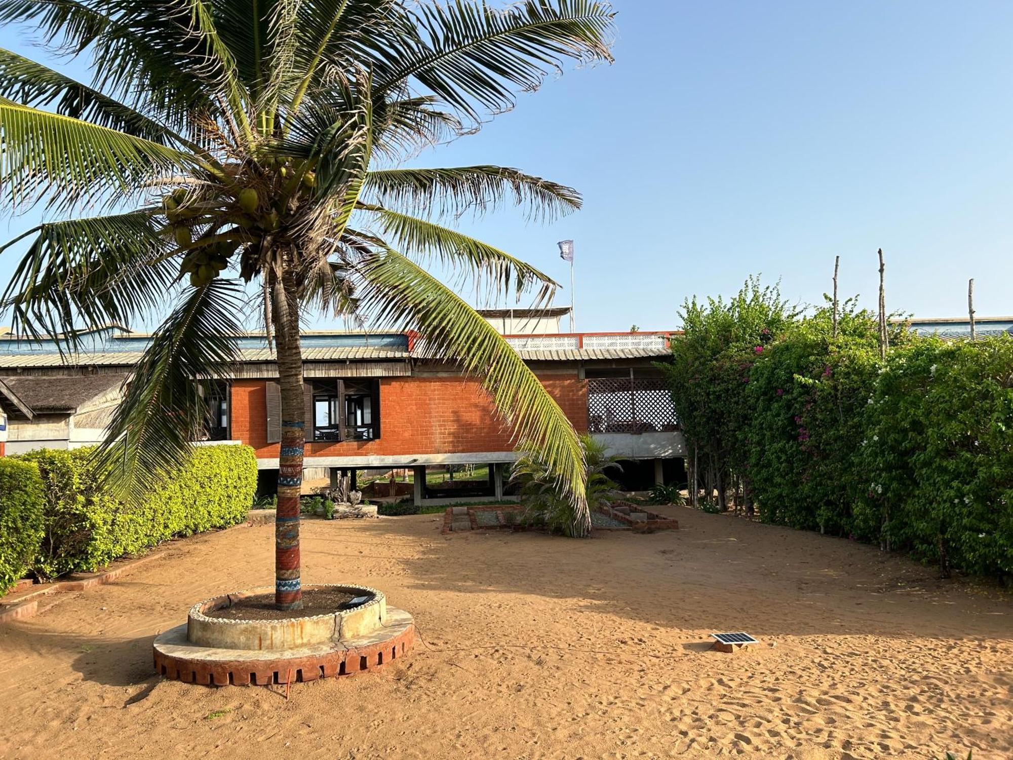 La Maison Bleue Lome Lomé Exterior foto