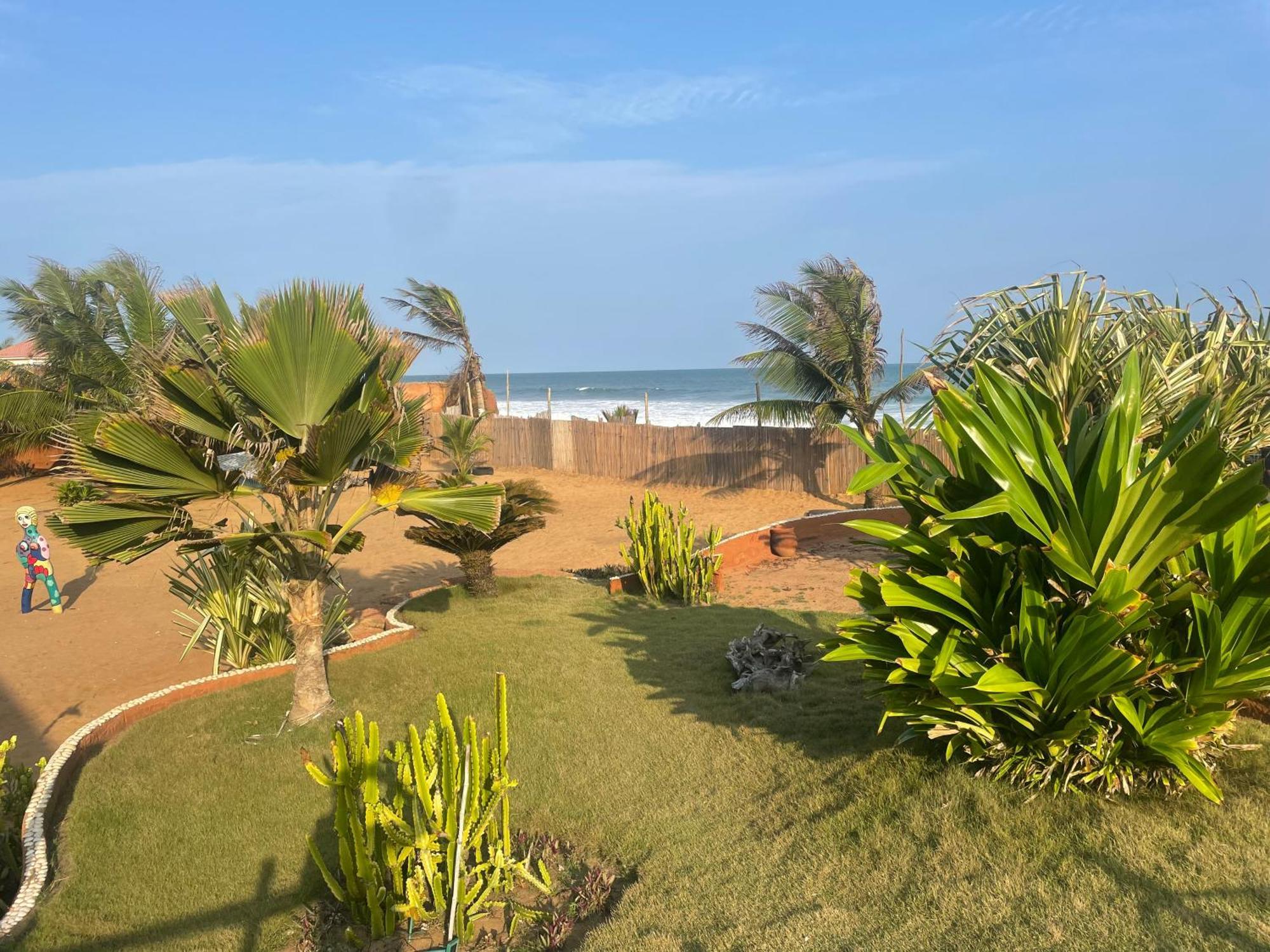 La Maison Bleue Lome Lomé Exterior foto
